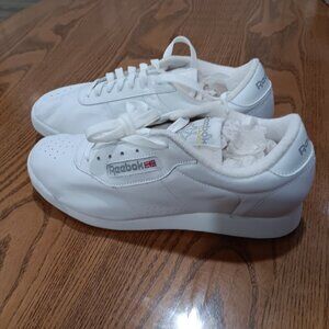Womans Reebok Classic Leather Shoes Size 8